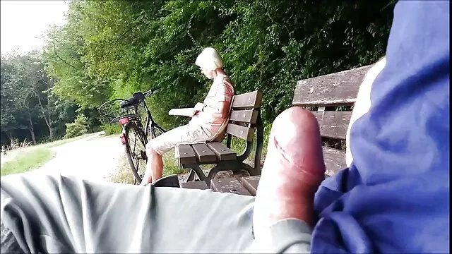 Porno không đăng ký  Bóng chuyền huấn secnguoingua luyện viên fucked ba busty bitches từ đội