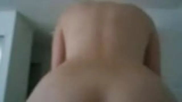 Porno không đăng ký  Điên cuồng tình dục của ba người đàn ông với một vô độ con điếm fuck bởi hai tong hop phim sec cocks trong đít cùng một lúc