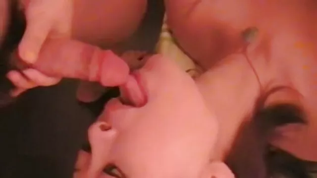 Porno không đăng ký  Chủ nhân của bộ phímec hd ngực tuyệt đẹp dễ dàng đưa người đàn ông đến cực khoái