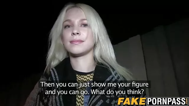 Porno không đăng ký  Nga cô gái để cho một phim sec onlai người vào cô ấy hậu môn lỗ
