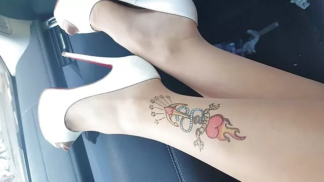 Porno không đăng ký  Cô gái phim sec tuoi moi lon tóc vàng với niềm vui kiếm được một số tiền