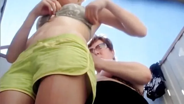 Porno không đăng ký  Mỏng cô gái thủ dâm ướt L. trên mạng quan sát, mạng xem phim sec bao luc theo dõi