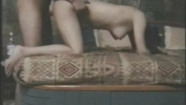 Porno không đăng ký  Nóng Babe hút sưng phù lên môi trước khi lấy nó xem phim sec loan luan bo chong nang dau trong cô ấy âm đạo