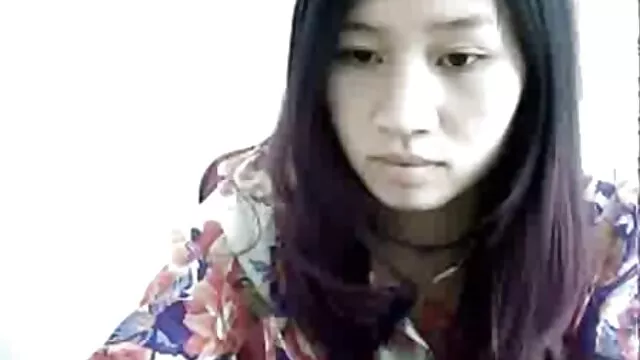 Porno không đăng ký  Anh chàng nhẹ nhàng xô xem phim sec gai xinh người đẹp cắm sừng